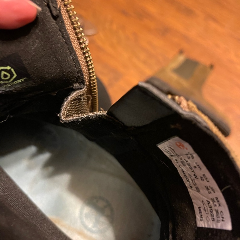 Timberland Hiking Boots - Picture 7 of 12
